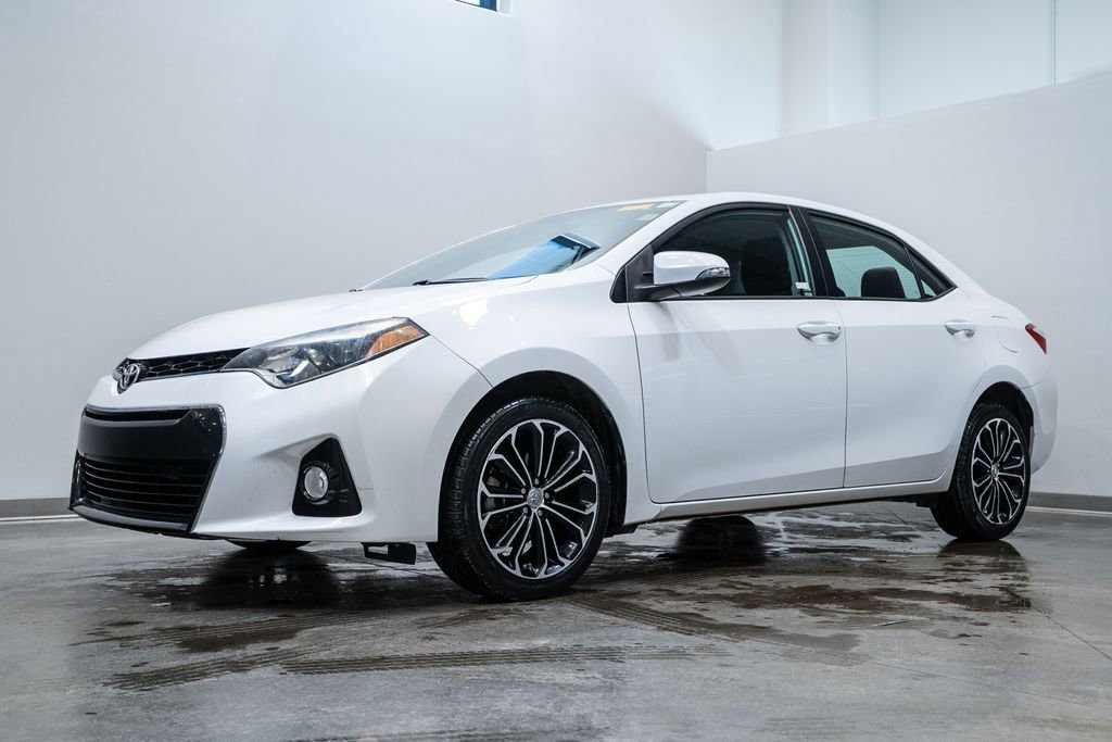 Used 2016 Toyota Corolla S image 3