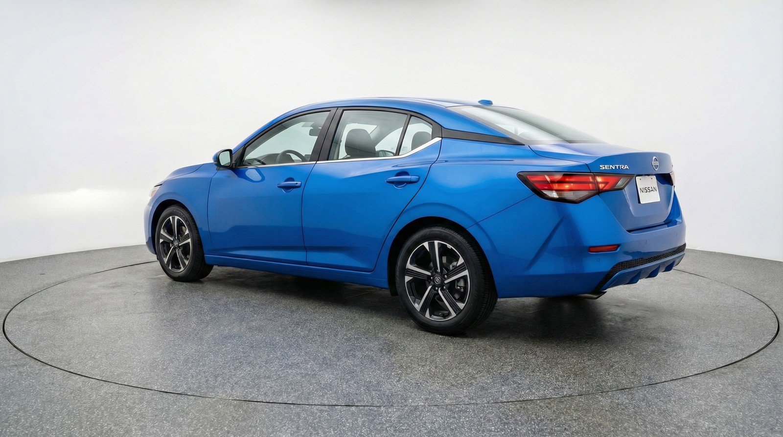 Used 2025 Nissan Sentra SV image 6