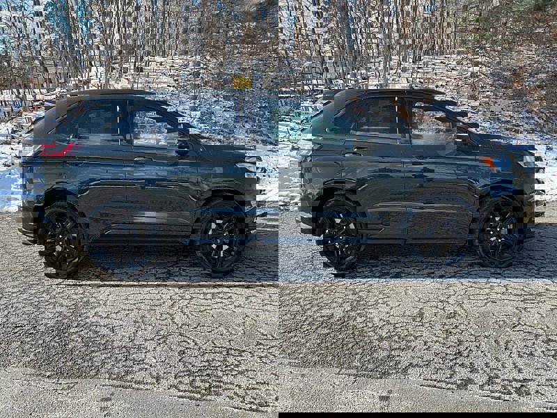 Certified 2022 Ford Edge ST w/ Equipment Group 401A image 5