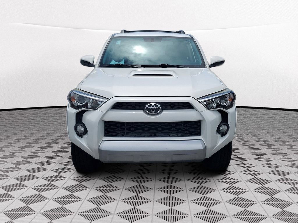 Used 2019 Toyota 4Runner TRD Off-Road AWD/4WD image 2