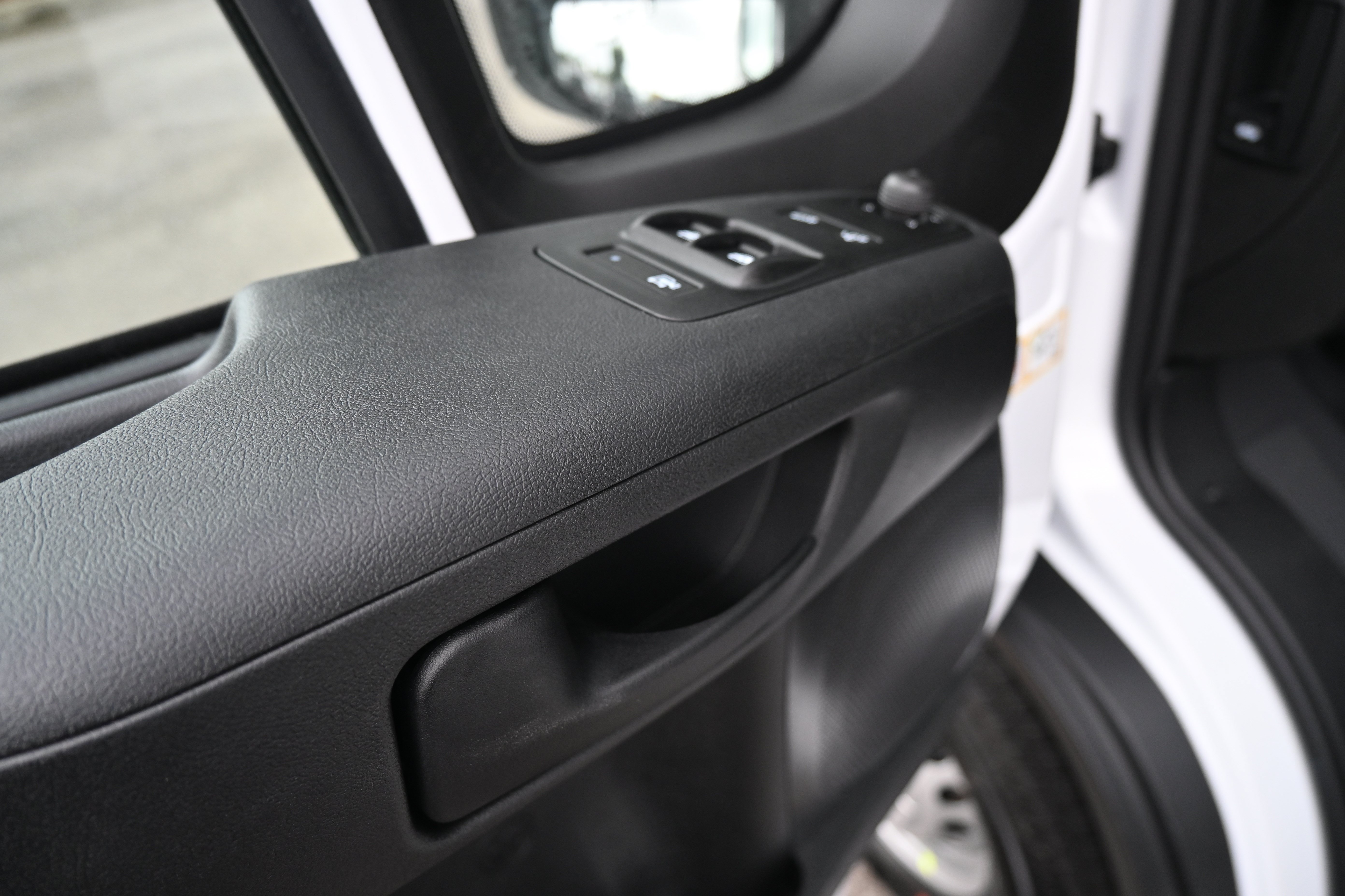 New 2026 RAM ProMaster 2500 w/ Convenience Group FWD image 16