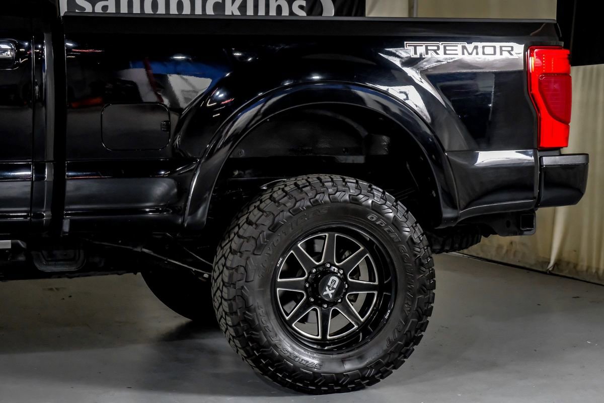Used 2021 Ford F350 Platinum w/ Tremor Off-Road Package AWD/4WD image 13