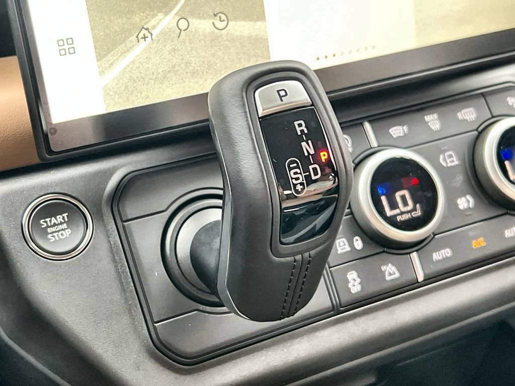 New 2026 Land Rover Defender 110 S AWD/4WD image 27