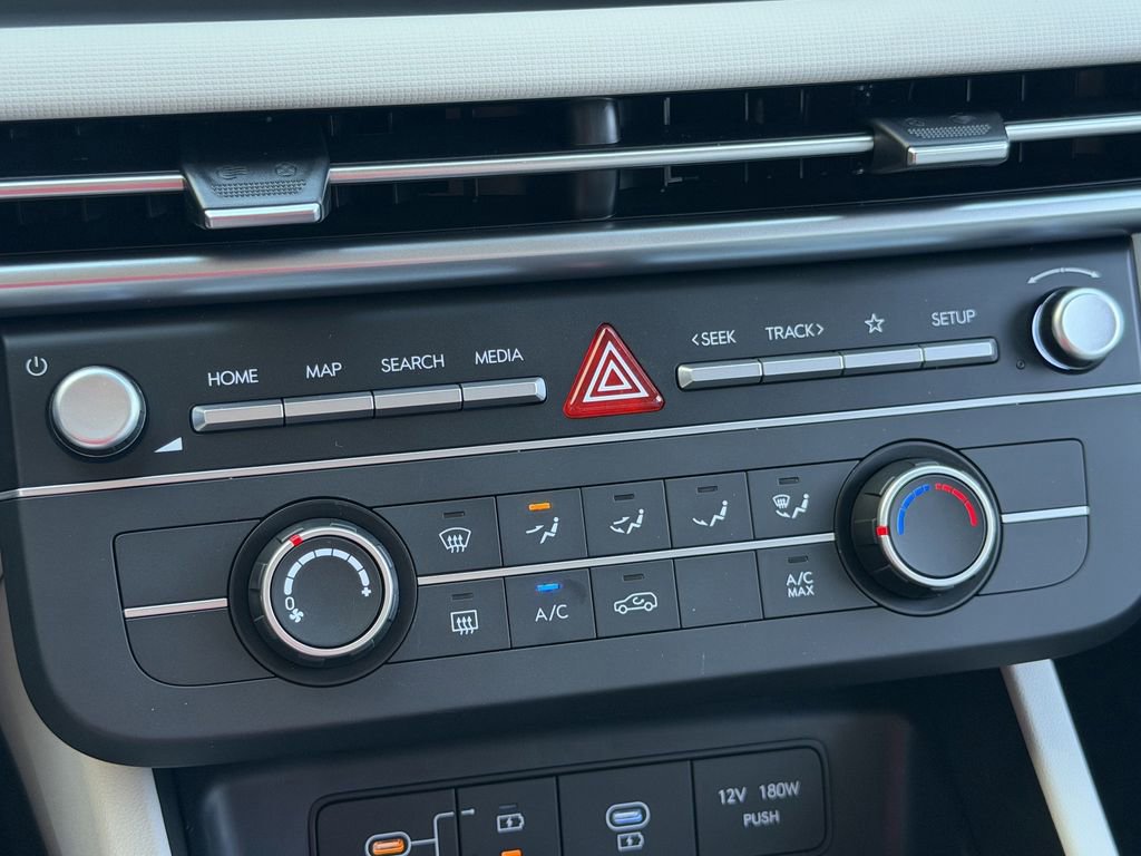 New 2026 Hyundai Tucson SE image 20