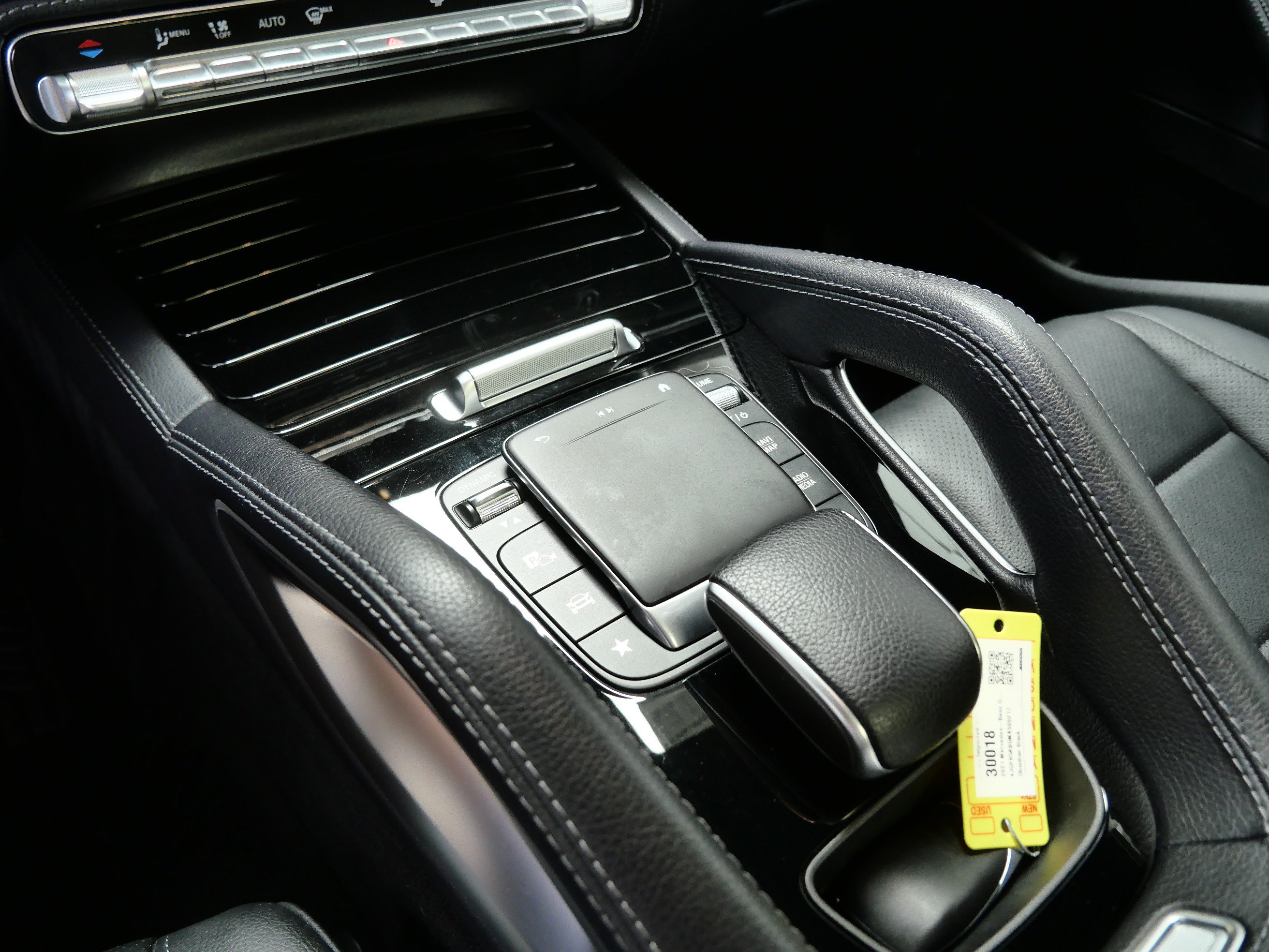Used 2021 Mercedes-Benz GLE 450 4MATIC image 22