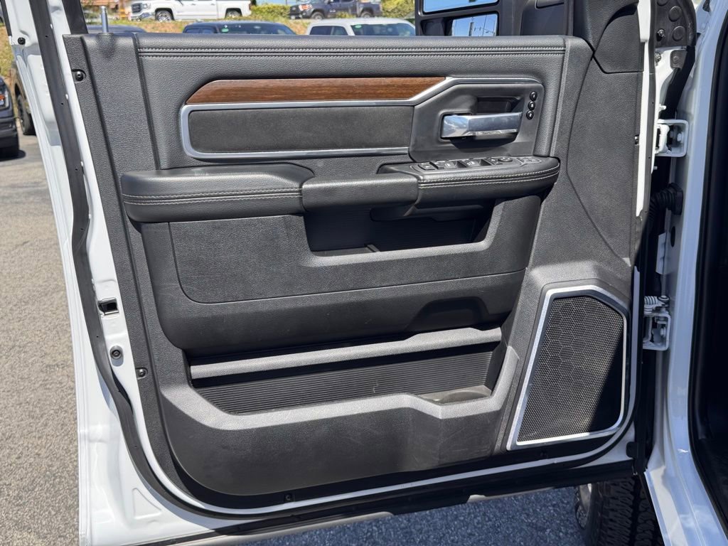 Used 2024 RAM 2500 Laramie image 15