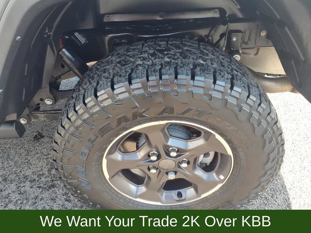 Used 2023 Jeep Gladiator Rubicon w/ Cold Weather Group AWD/4WD image 14