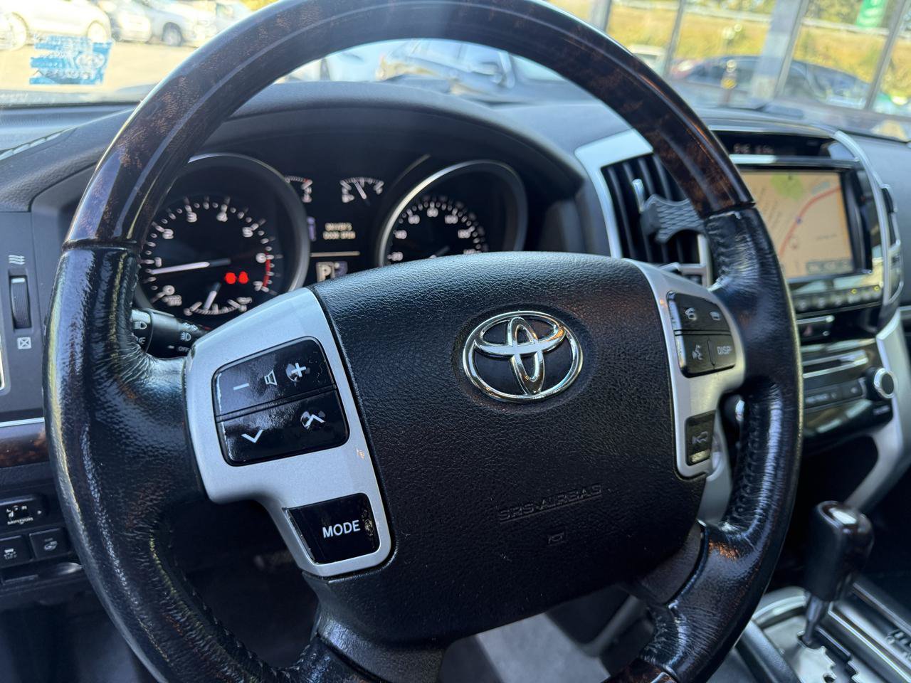 Used 2015 Toyota Land Cruiser AWD/4WD image 38