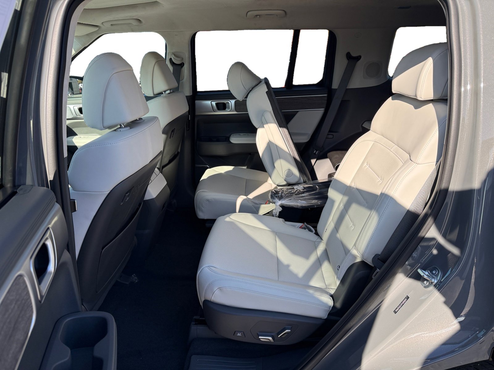 New 2026 Hyundai Santa Fe Calligraphy AWD/4WD image 16