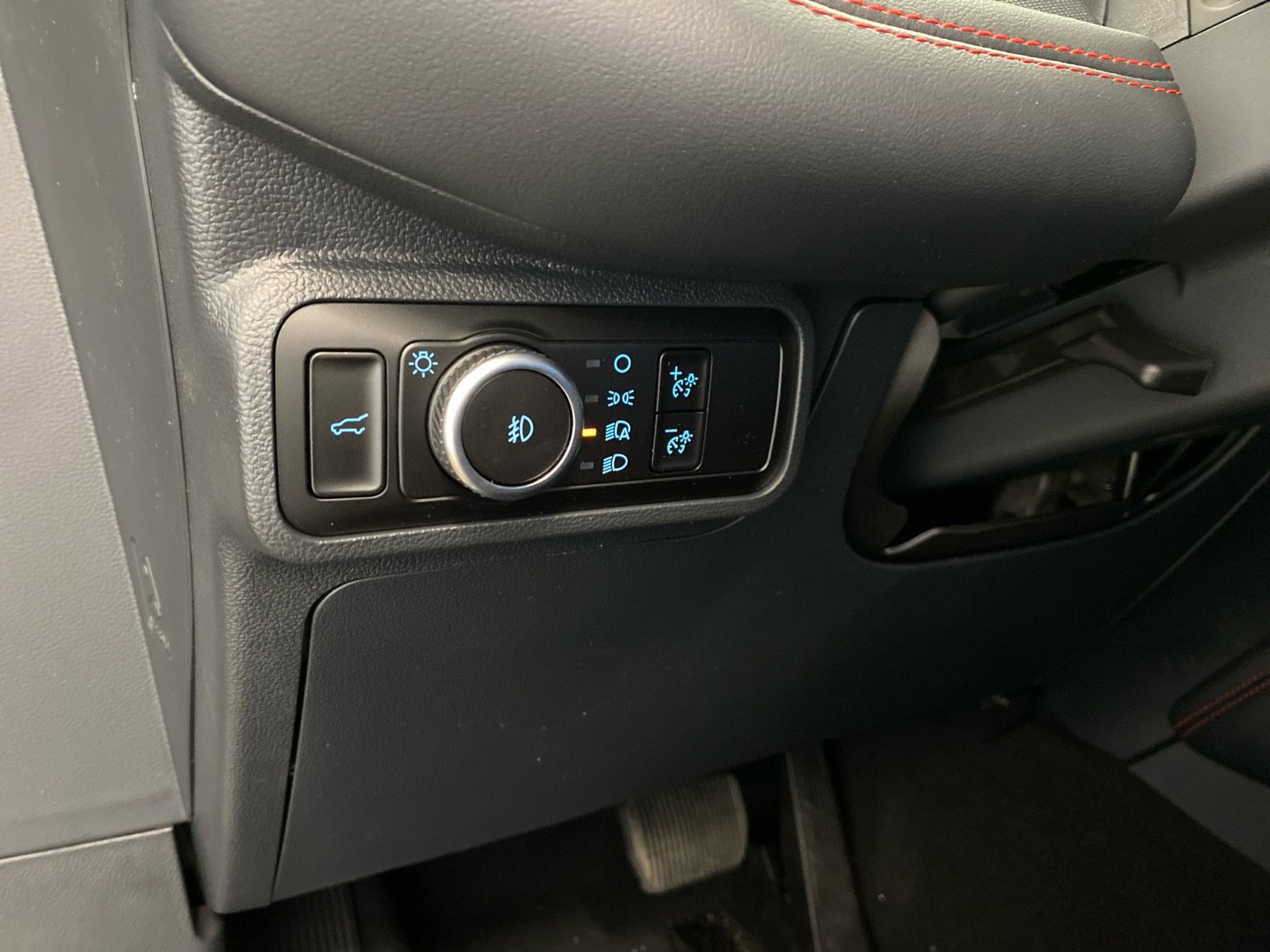 New 2026 Ford Explorer ST-Line w/ ST-Line Street Pack AWD/4WD image 23