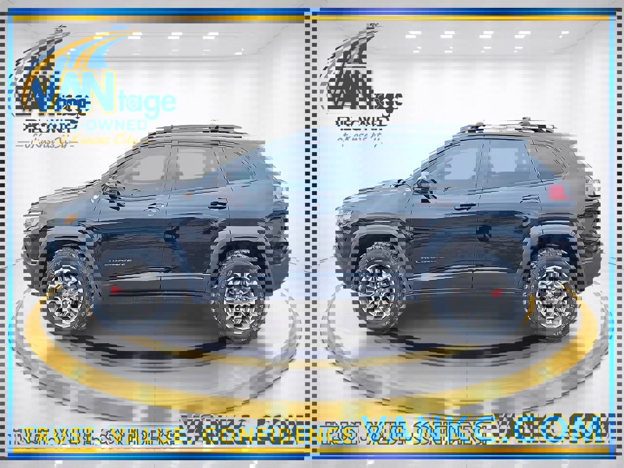 Used 2022 Jeep Cherokee Trailhawk w/ Comfort/Convenience Group image 10