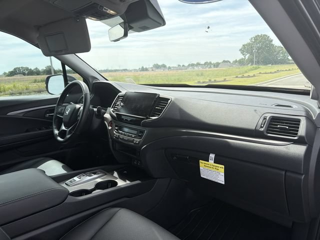 Used 2025 Honda Ridgeline RTL image 9