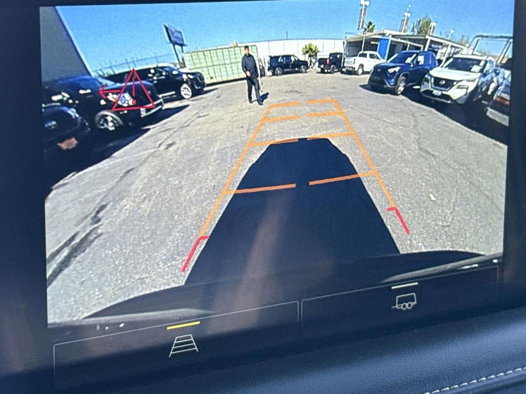 Used 2024 Chevrolet Tahoe Premier image 13