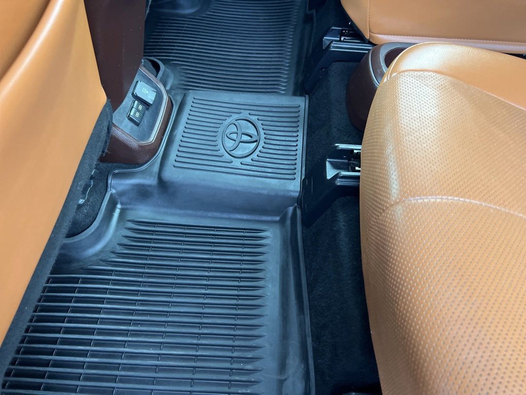 Used 2022 Toyota Highlander Platinum image 26