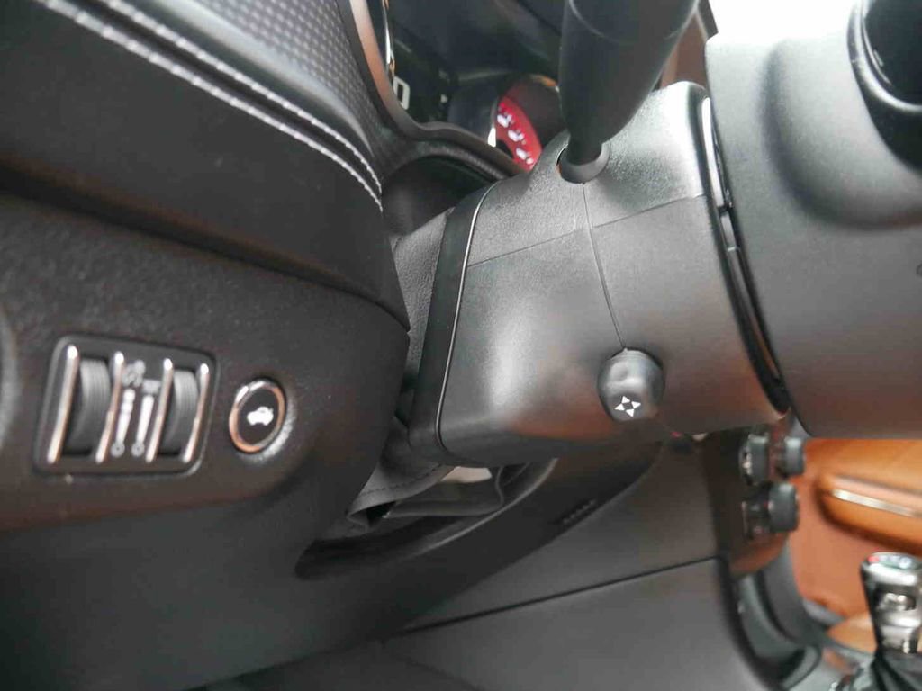 Used 2022 Dodge Charger SRT Hellcat w/ SRT Black Package image 31