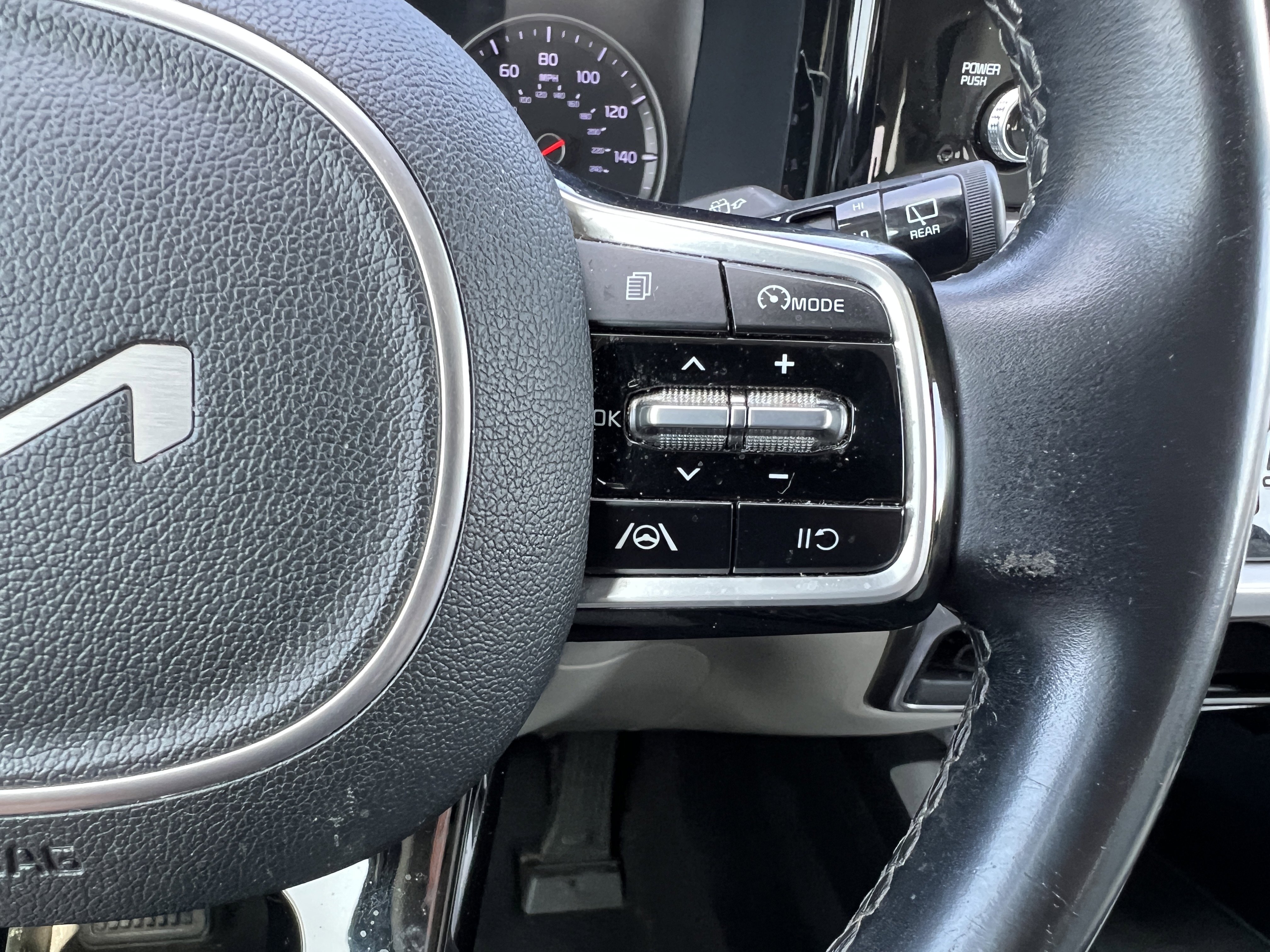 Used 2022 Kia Sorento S image 28