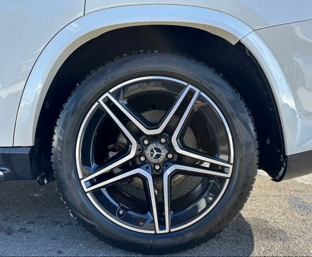 Used 2021 Mercedes-Benz GLS 580 4MATIC image 10