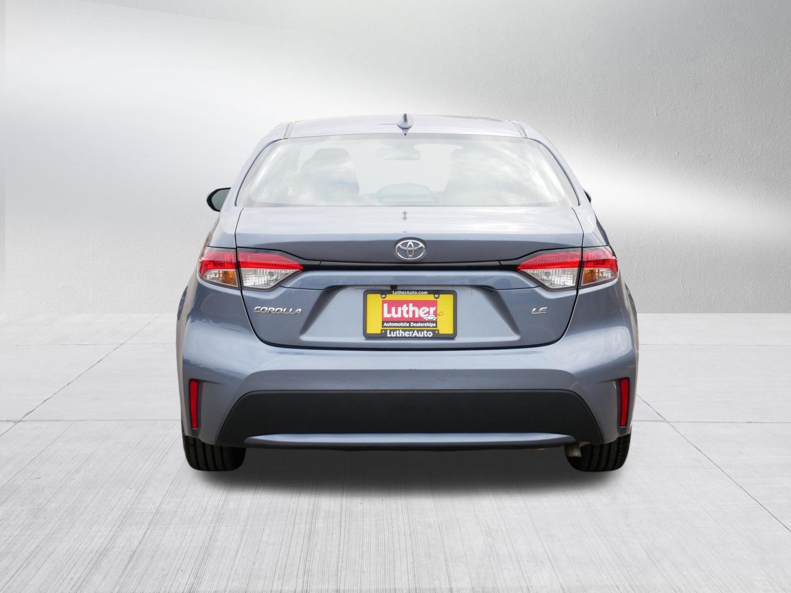 Used 2022 Toyota Corolla LE image 6