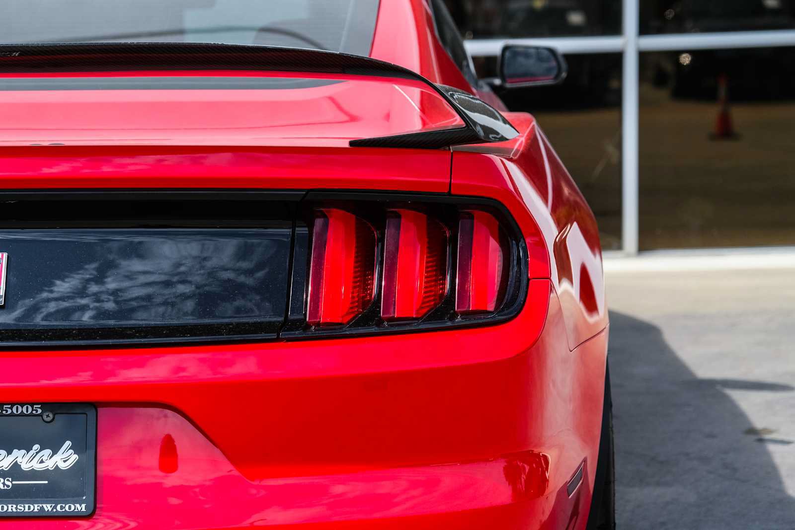 Used 2016 Ford Mustang Shelby GT350 w/ Technology Package RWD image 14