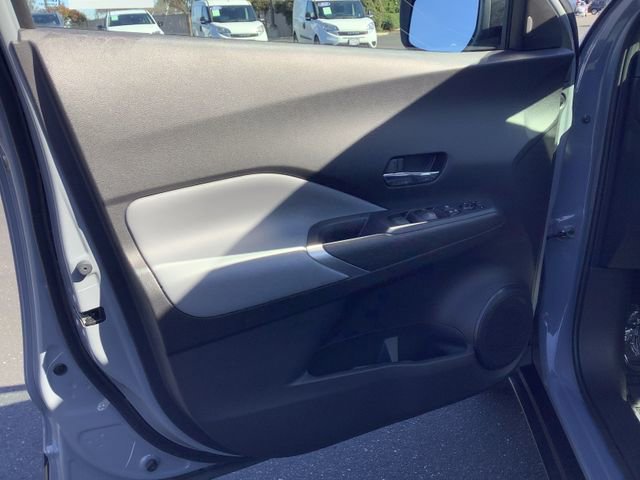 Used 2023 Nissan Kicks SR w/ SR Premium Package image 9