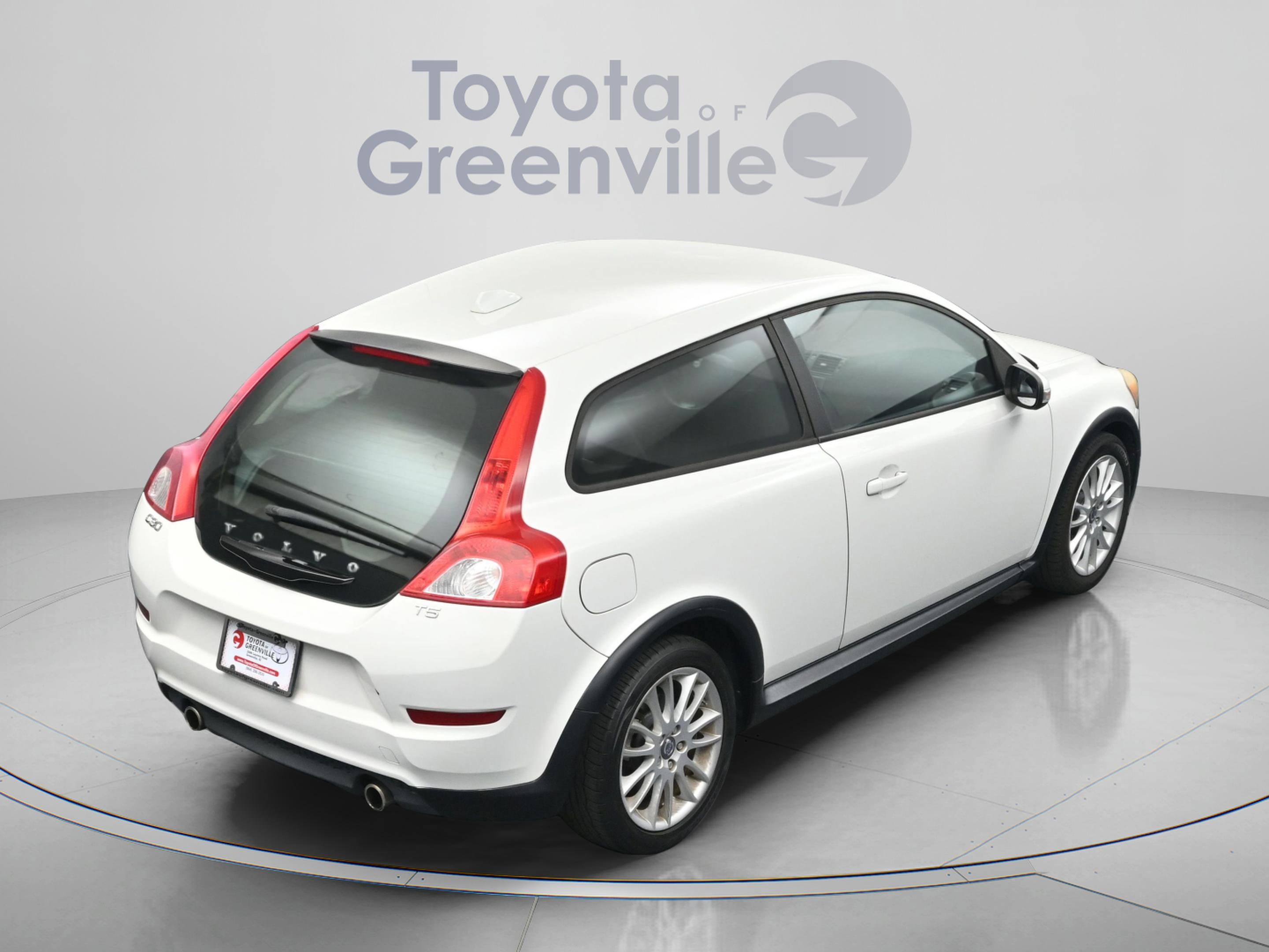 Used 2011 Volvo C30 T5 w/ Climate Pkg image 16
