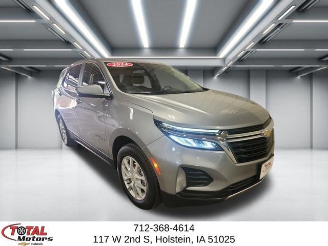 Used 2024 Chevrolet Equinox LT AWD/4WD image 2