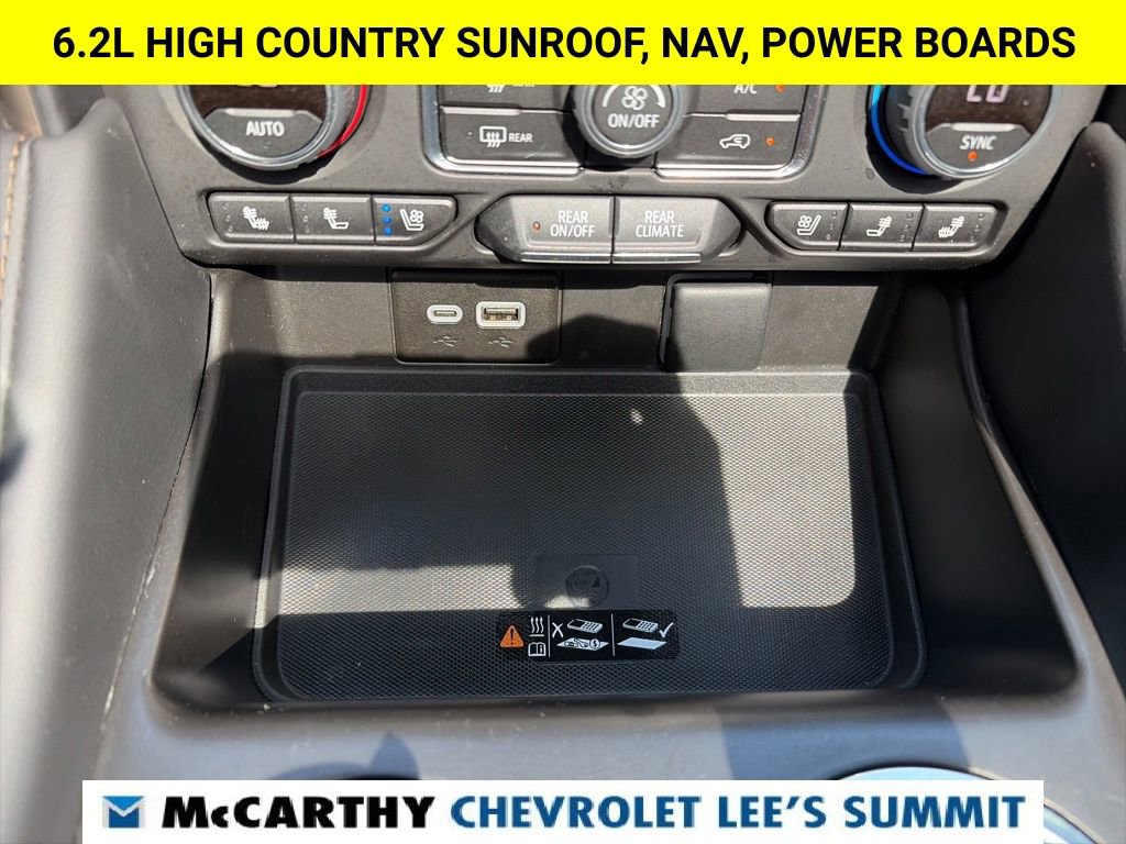 Used 2023 Chevrolet Suburban High Country w/ Premium Package 2 AWD/4WD image 10