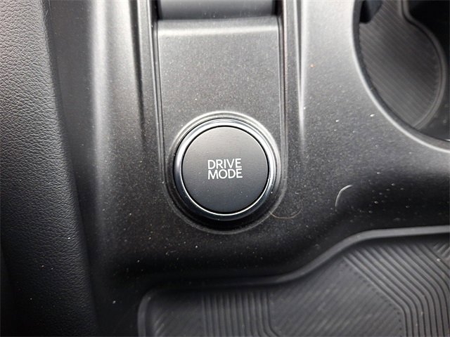 Used 2025 Ford Explorer ST image 25