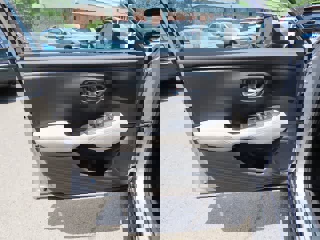 New 2026 Honda HR-V EX-L image 15