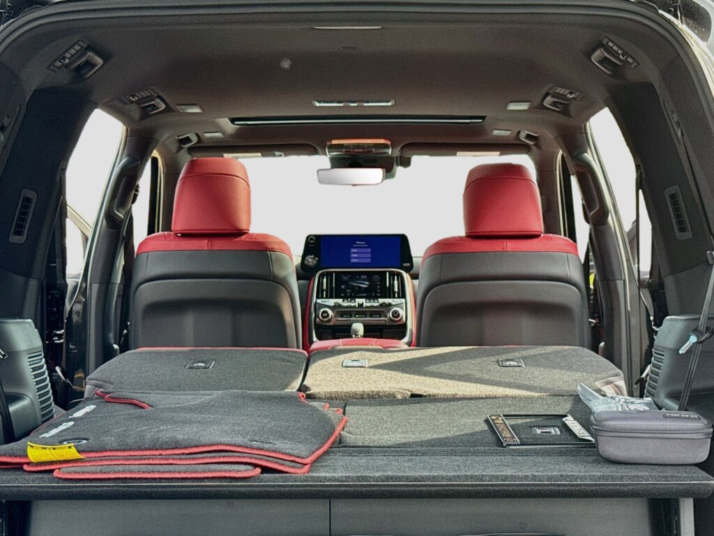 New 2026 Lexus LX 700h F Sport AWD/4WD image 9