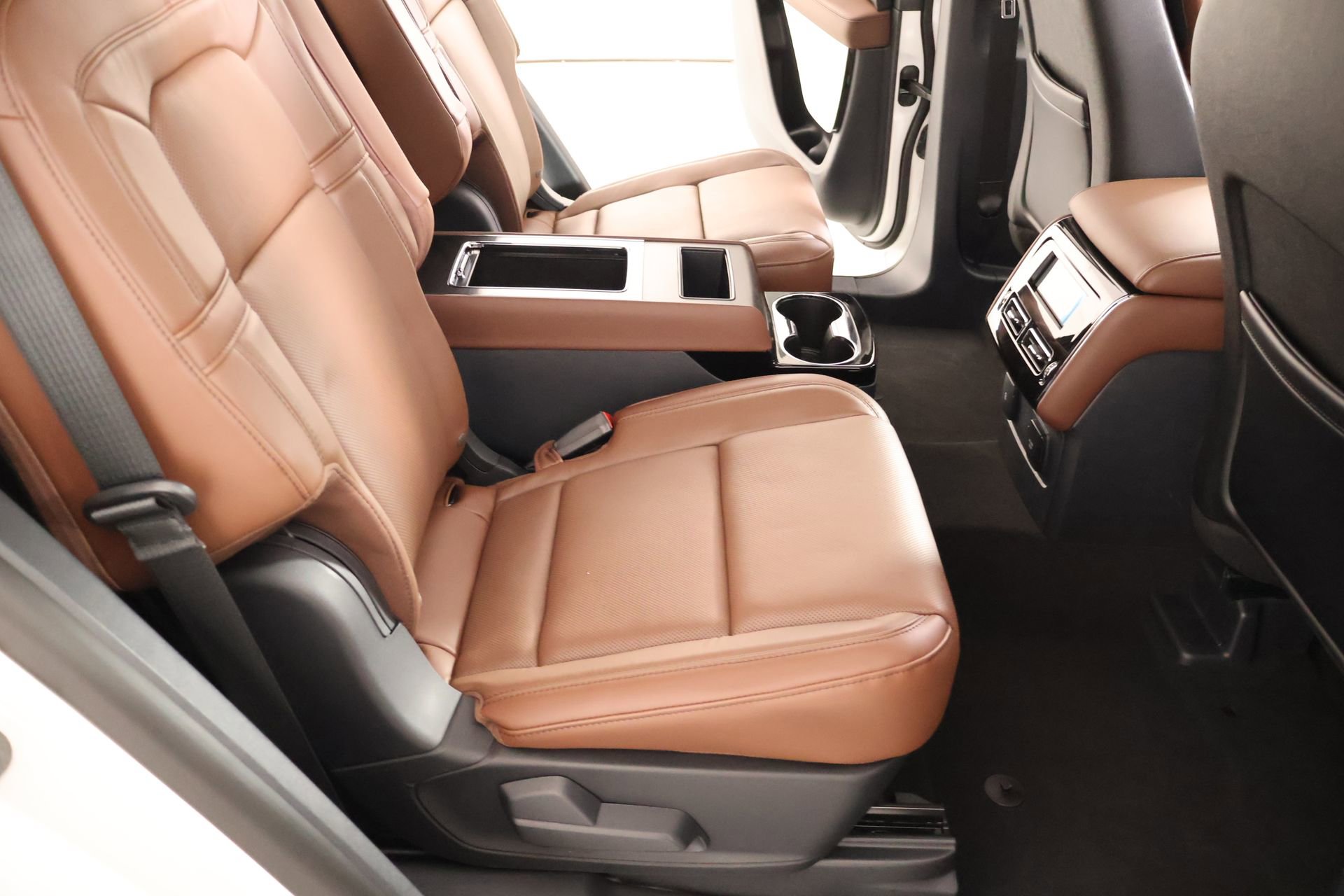 New 2026 Lincoln Aviator Reserve AWD/4WD image 15