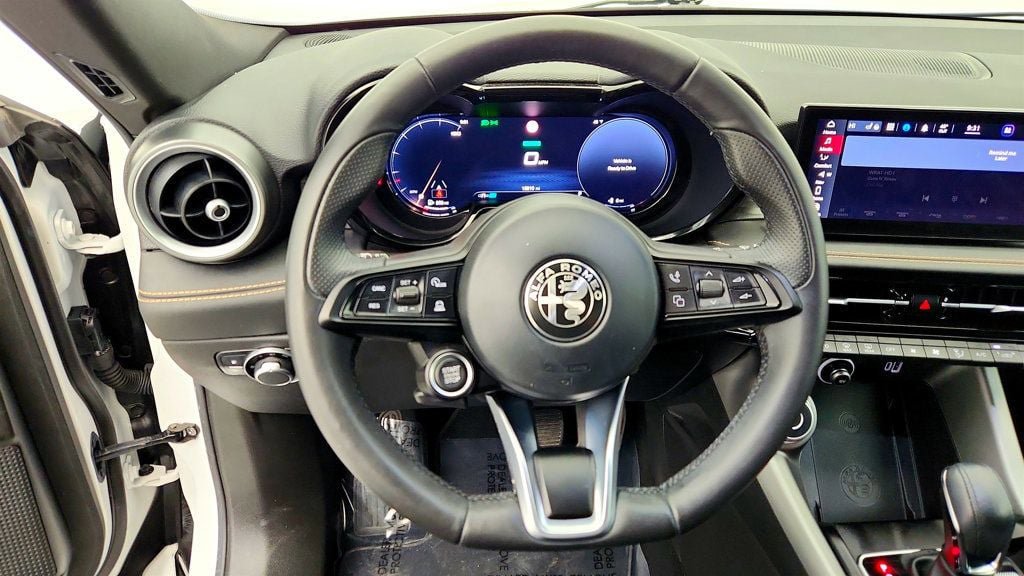 Used 2024 Alfa Romeo Tonale Ti image 17