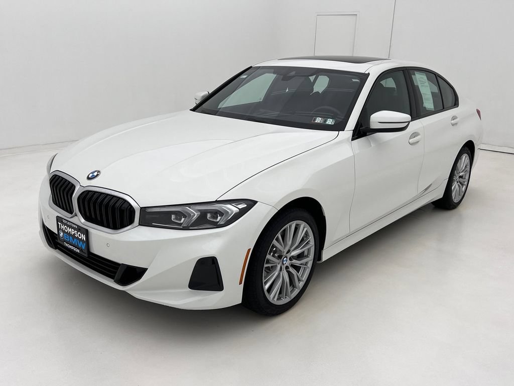 Certified 2023 BMW 330i xDrive Sedan w/ Convenience Package AWD/4WD image 4