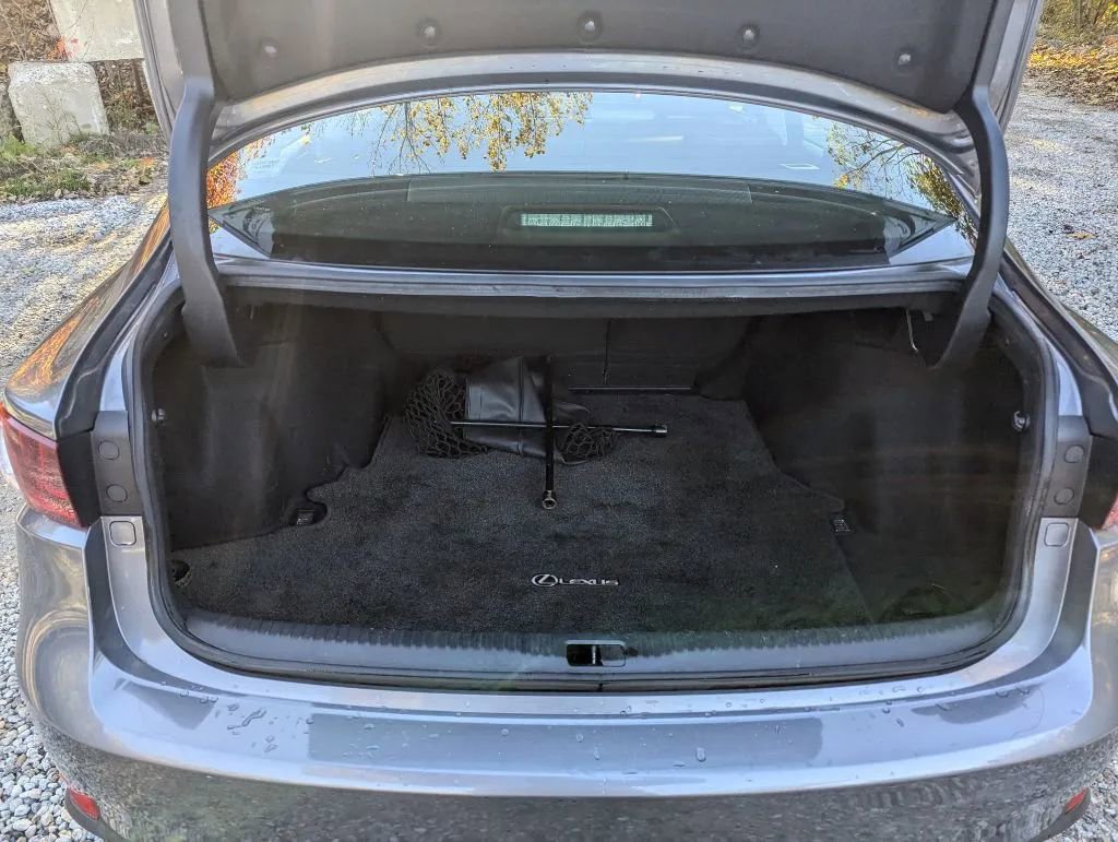 Used 2015 Lexus IS 350 AWD w/ Navigation System Package image 15