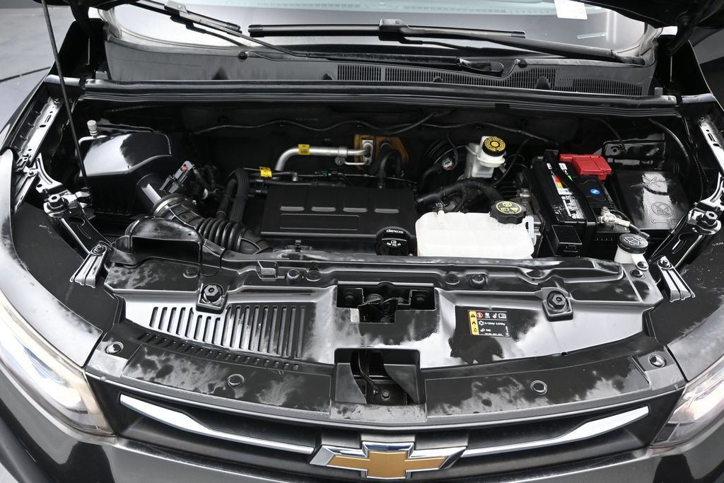 Used 2021 Chevrolet Trax LS FWD image 16
