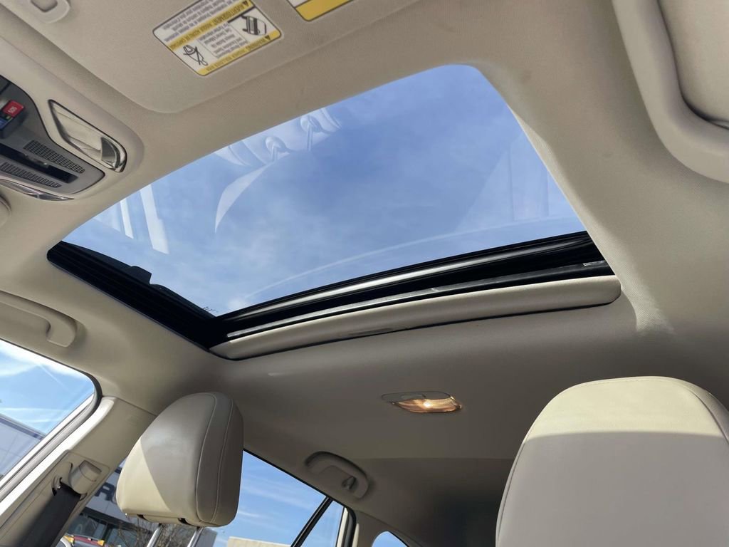 Certified 2022 Subaru Outback Limited image 9