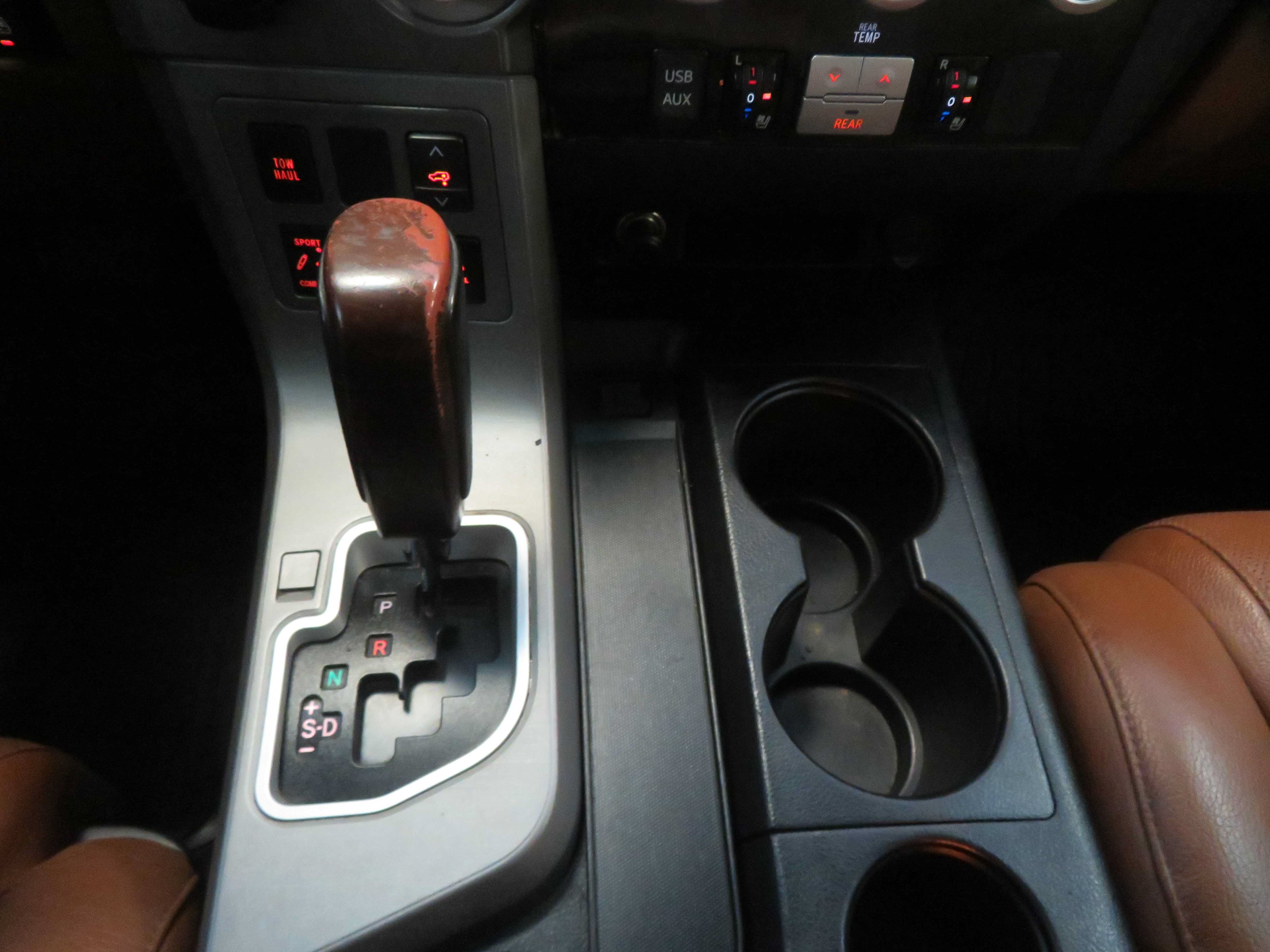 Used 2017 Toyota Sequoia Platinum RWD image 51