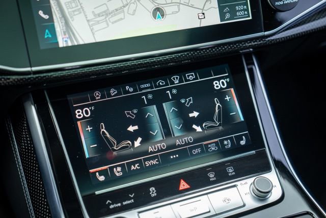 Used 2023 Audi SQ8 Prestige image 44