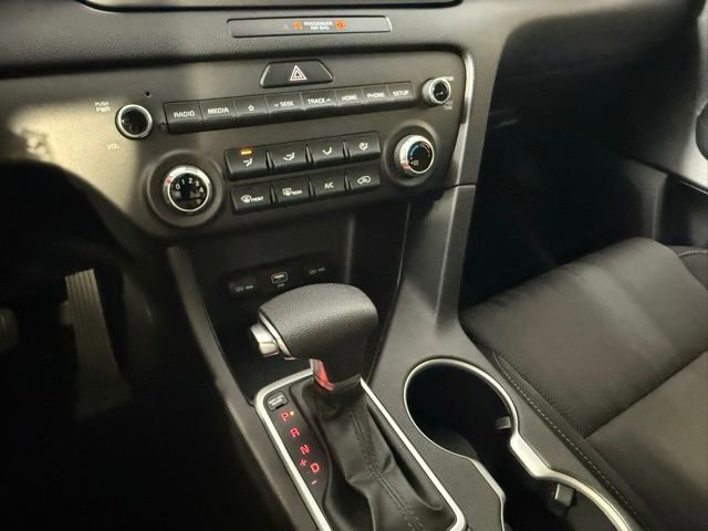 Used 2022 Kia Sportage LX image 23