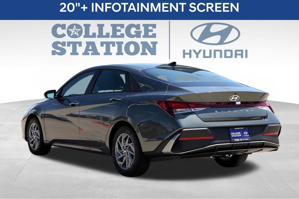 Used 2024 Hyundai Elantra SEL image 6