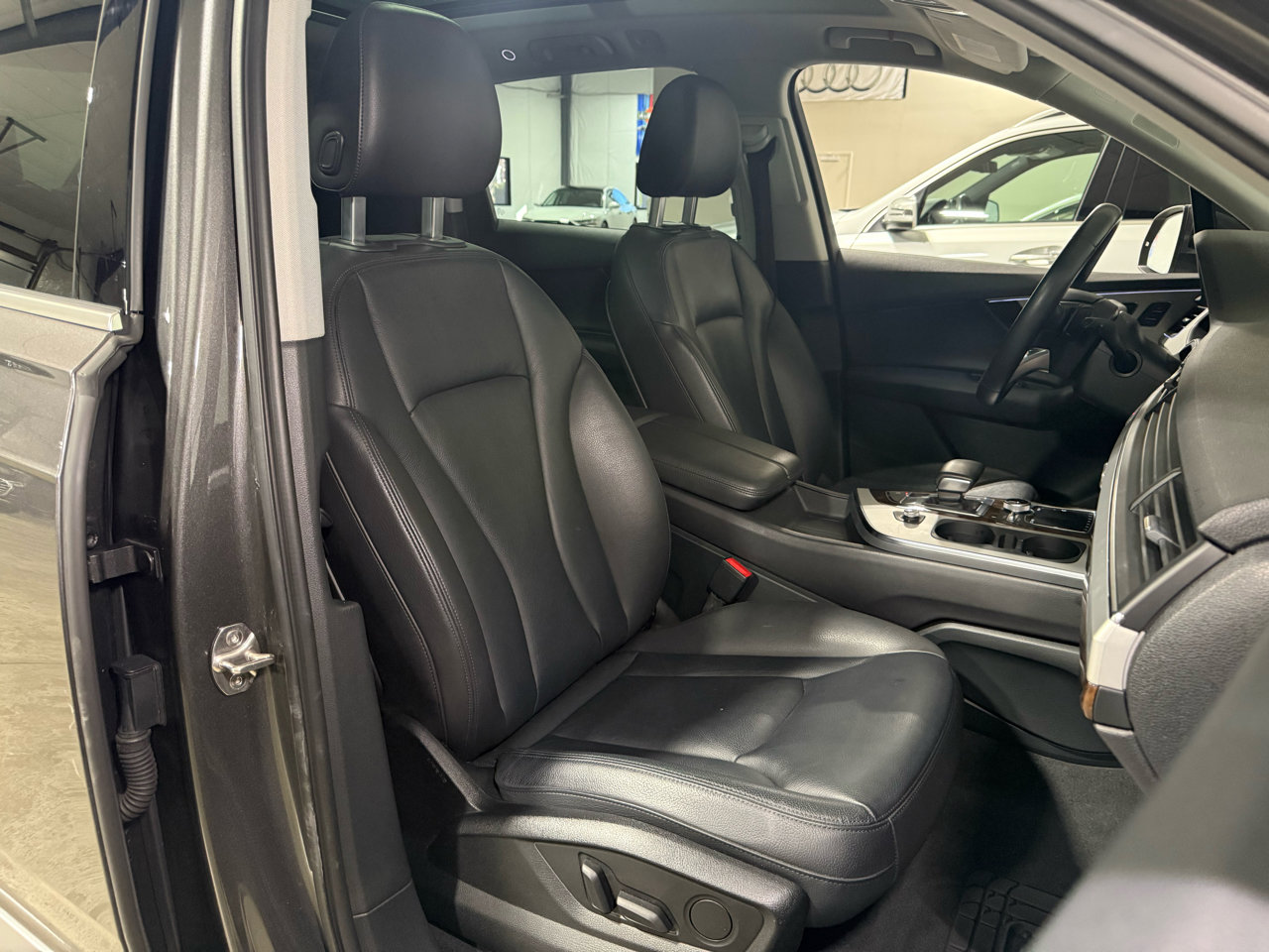 Used 2018 Audi Q7 2.0T Premium Plus w/ Premium Plus Package image 22