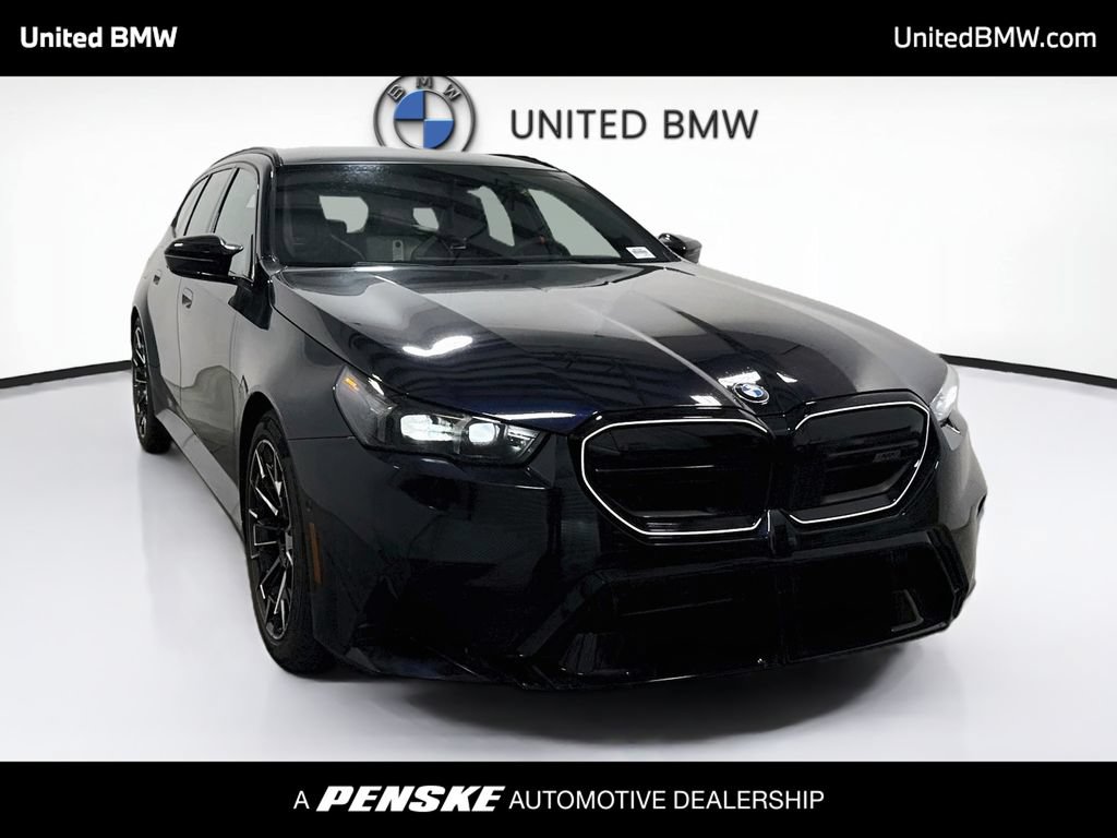 New 2027 BMW M5 Touring AWD/4WD image 3