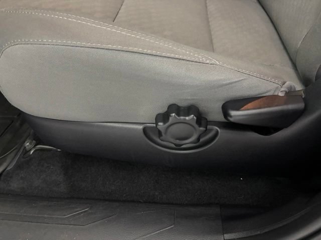Used 2020 Toyota Tacoma SR5 w/ SR5 Appearance Package (SM) RWD image 9