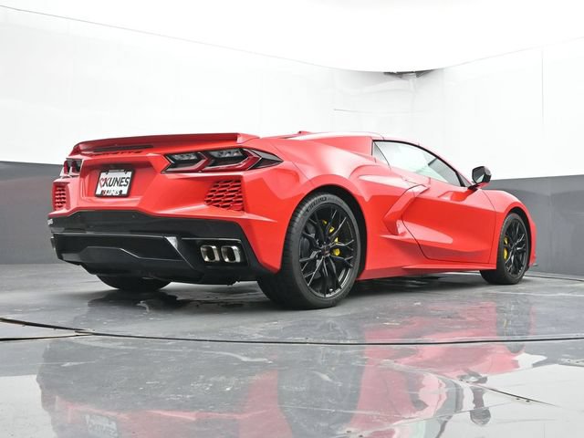 Used 2025 Chevrolet Corvette Stingray Preferred Conv w/ 2LT RWD image 36