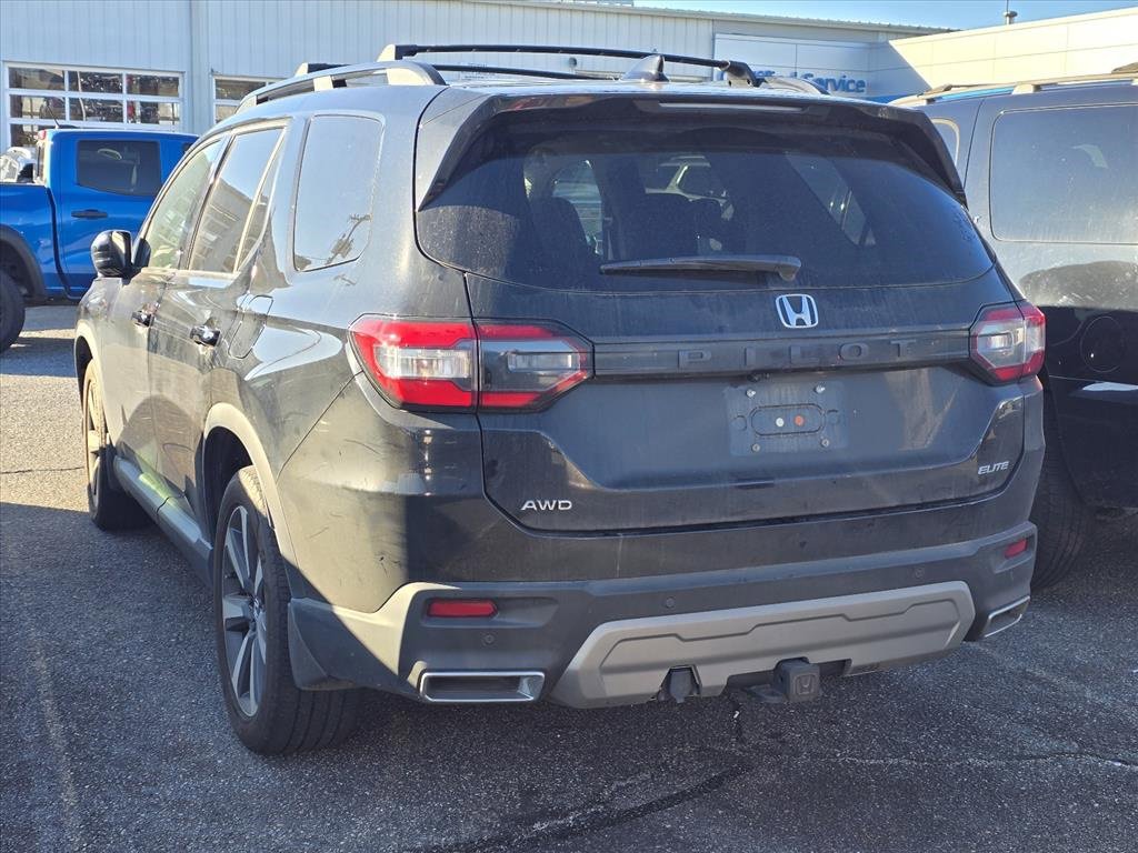 Used 2023 Honda Pilot Elite image 8
