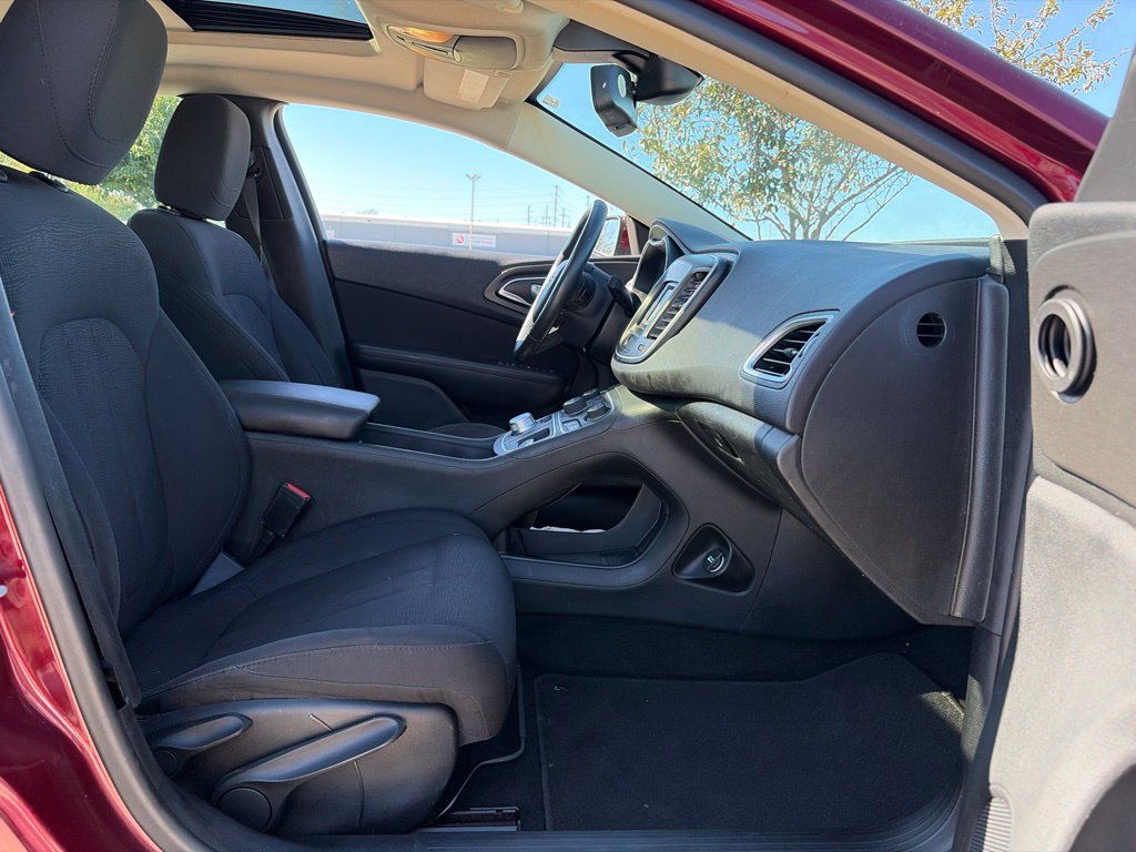 Used 2015 Chrysler 200 Limited w/ Convenience Group FWD image 23