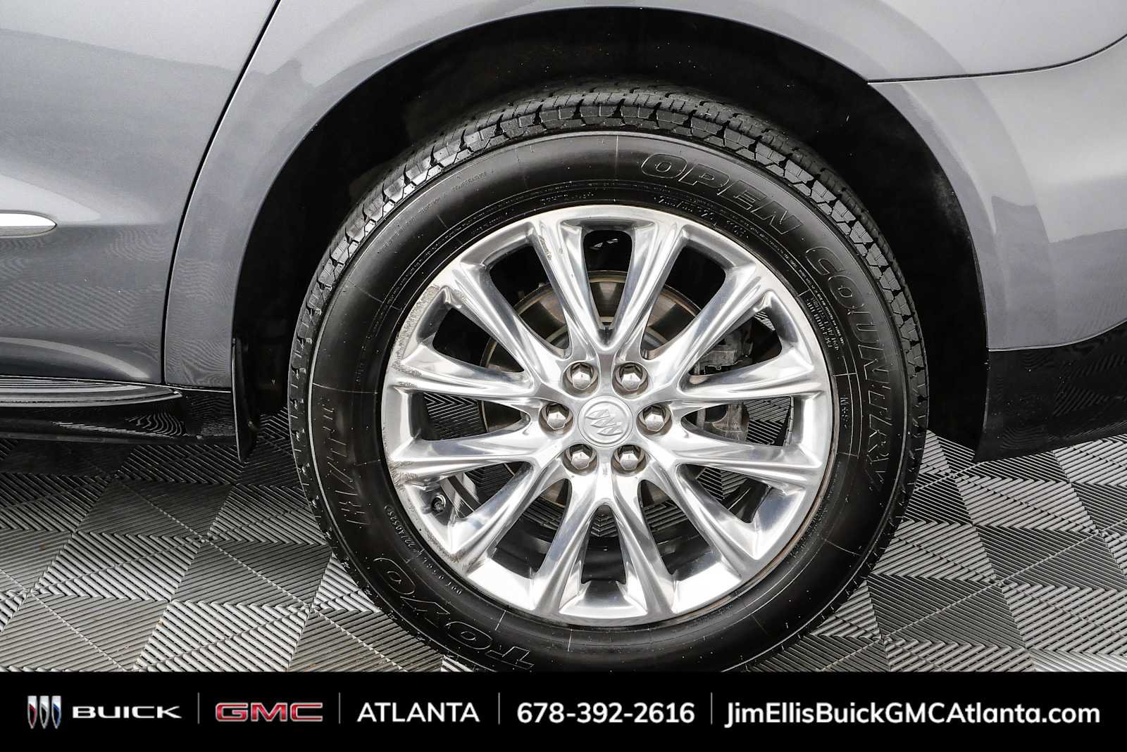 Used 2020 Buick Enclave Premium w/ Sun and Sites Package FWD image 40