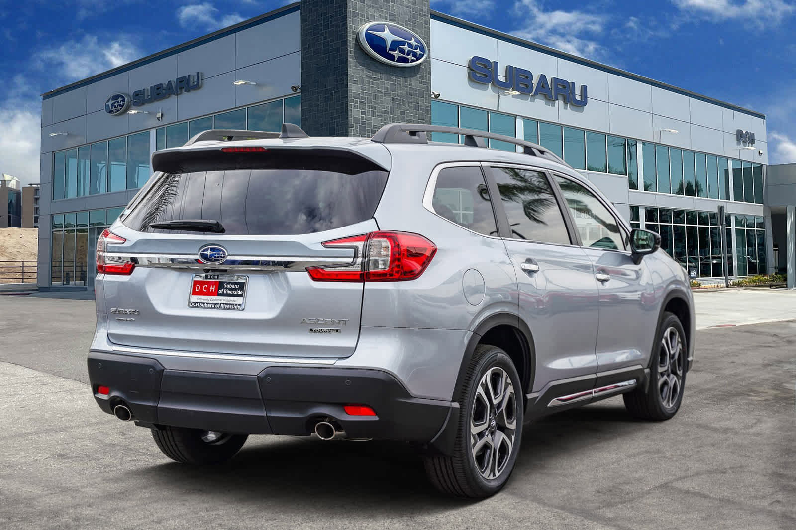 New 2025 Subaru Ascent Touring image 4