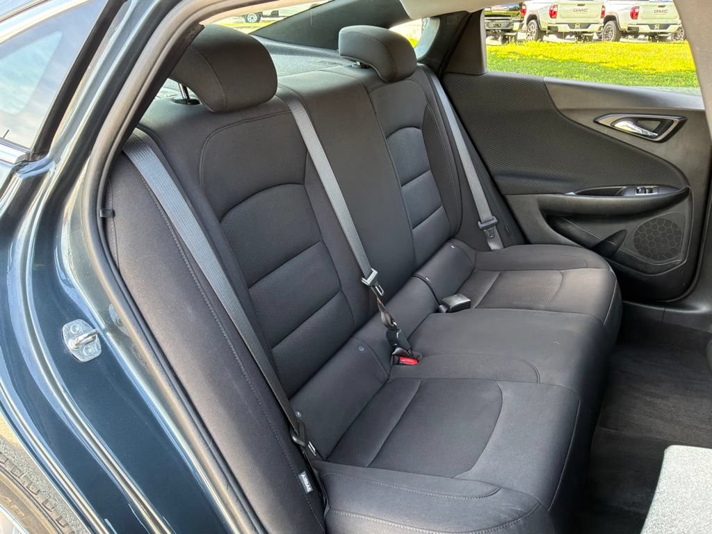 Used 2021 Chevrolet Malibu LS FWD image 24