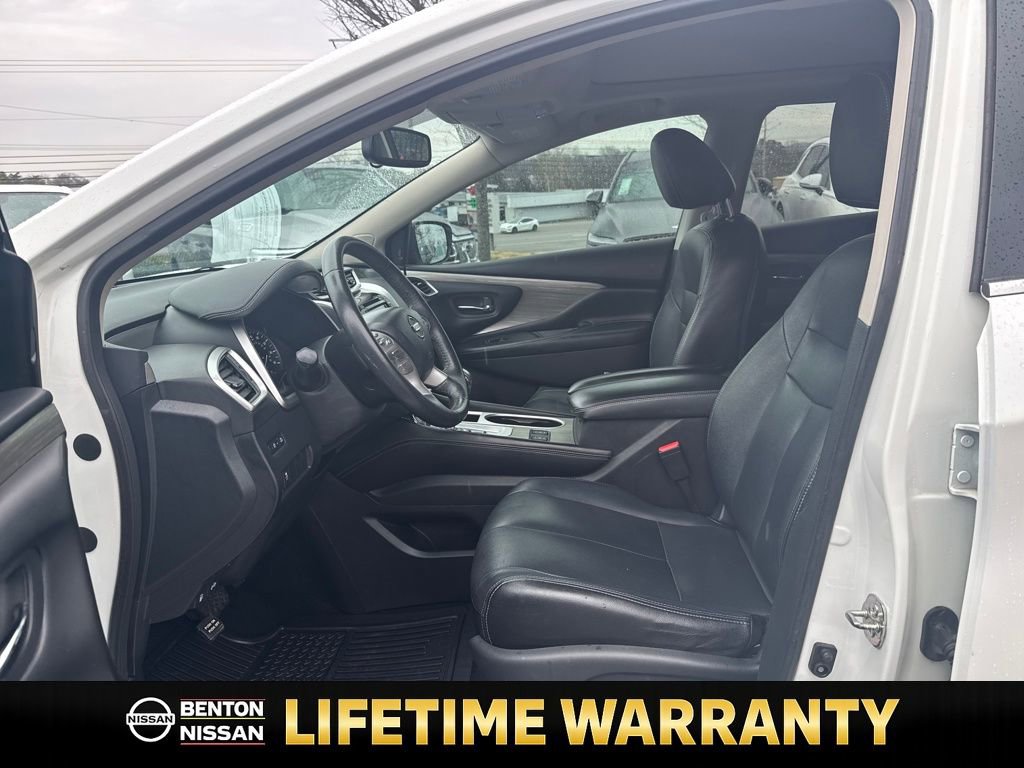 Used 2018 Nissan Murano SV w/ Premium Package image 11